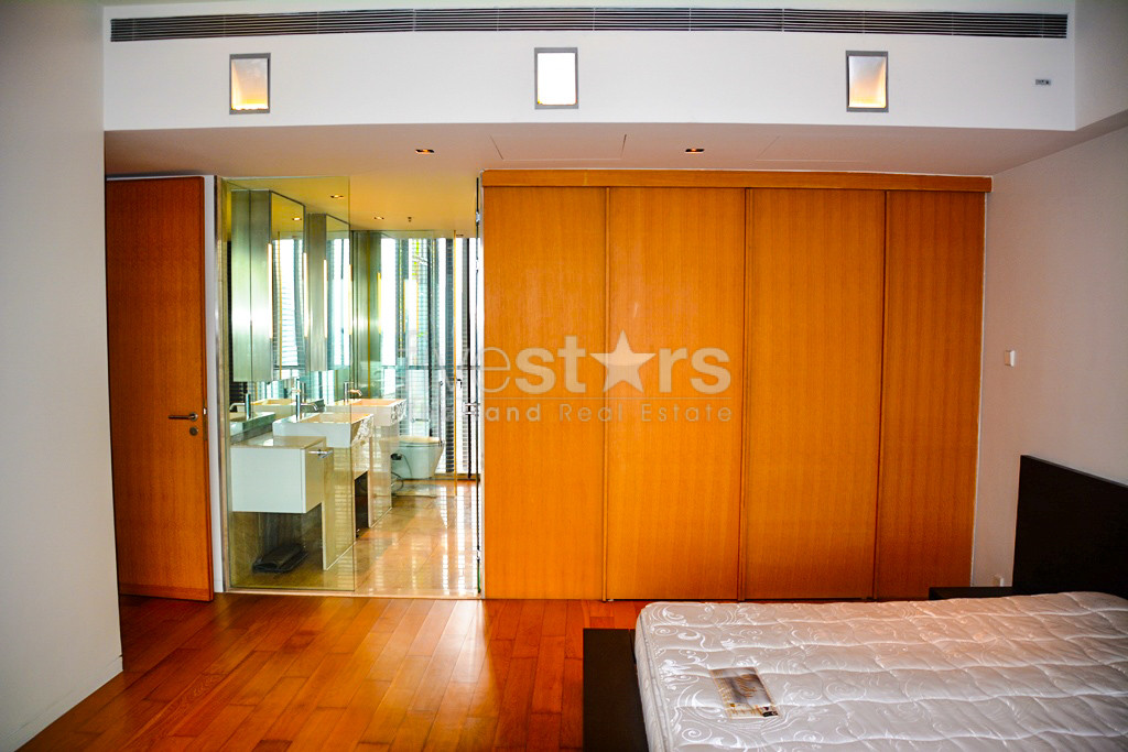 3-bedroom condo with large private terrace for sale in Sathorn, photo 12
