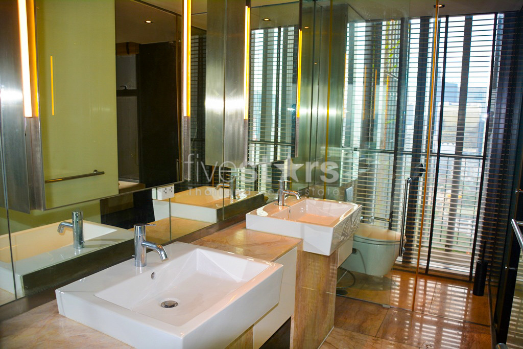 3-bedroom condo with large private terrace for sale in Sathorn, photo 18