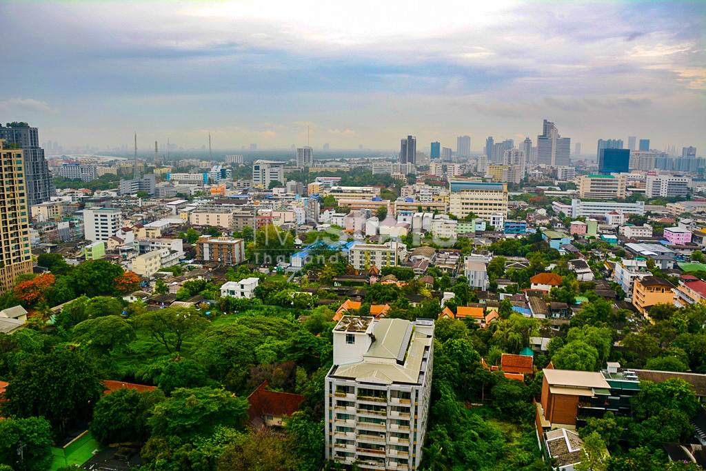 3-bedroom condo with large private terrace for sale in Sathorn