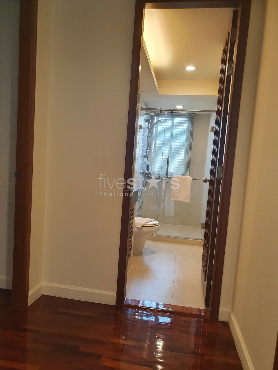 3 bedroom apartment for rent close to Surasak BTS station, photo 11