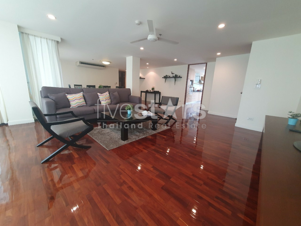 3 bedroom apartment for rent close to Surasak BTS station, photo 4