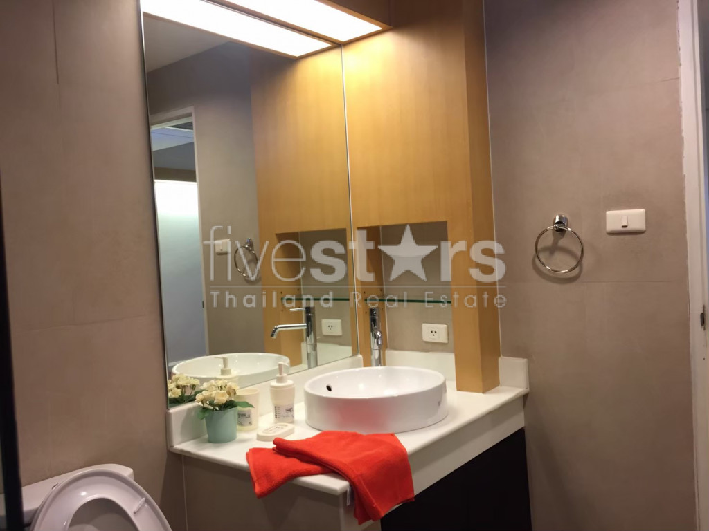 Appartement de 2 chambres à louer près de la station BTS de Surasak, photo 11