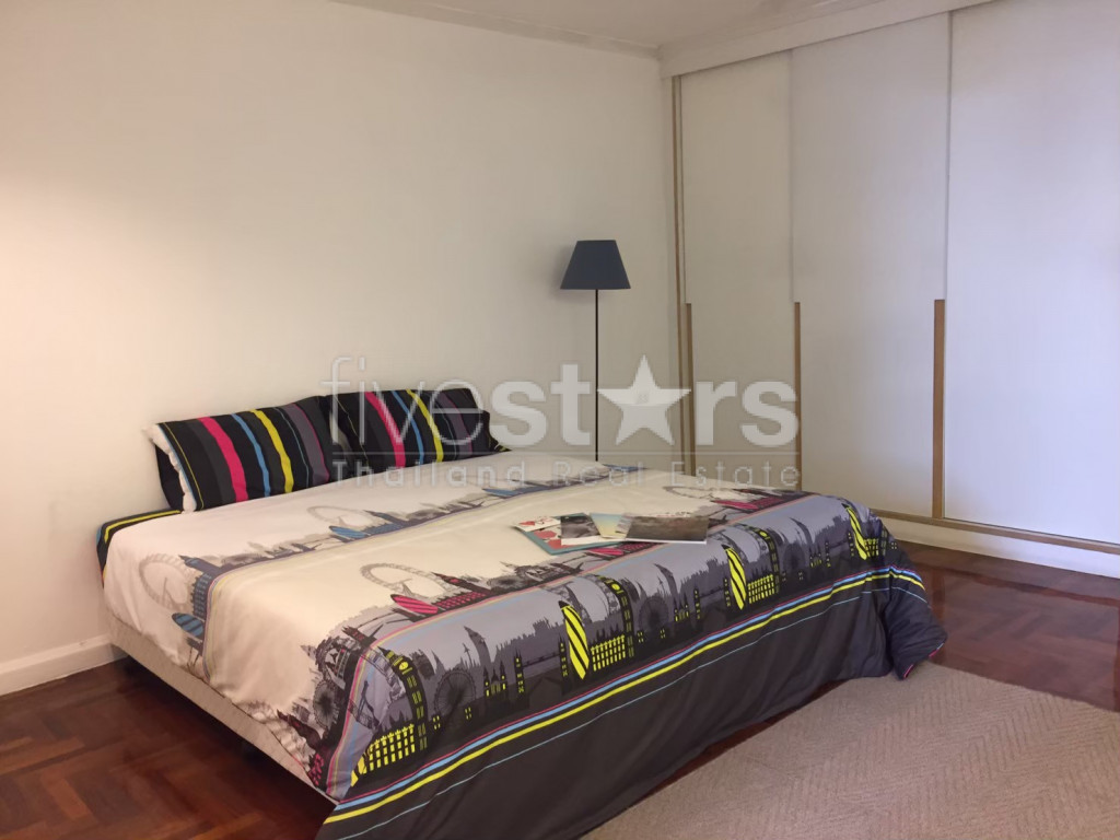 Appartement de 2 chambres à louer près de la station BTS de Surasak, photo 3