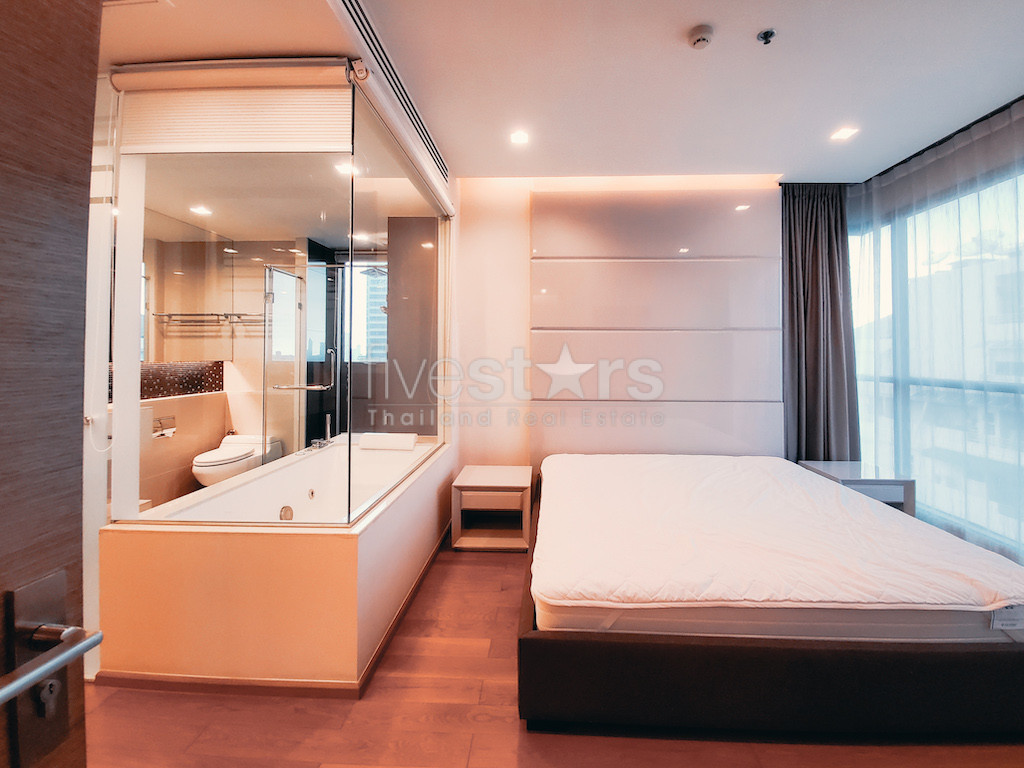 Appartement moderne avec 2 chambres à louer proche BTS Surasak, photo 5