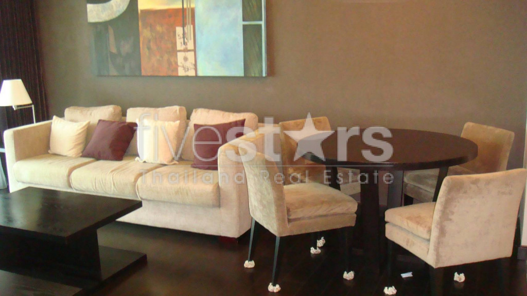 2 bedroom modern condominium on Sathorn Road