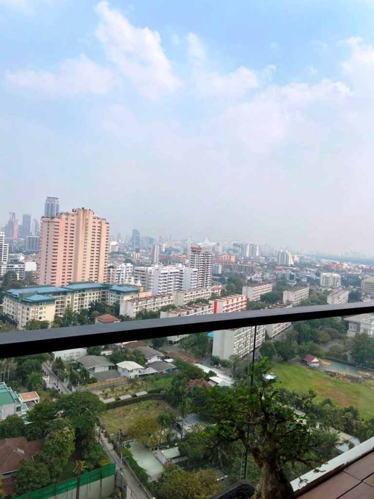 1 bedroom luxury condo for sale at Sukhothai Residences, photo 12