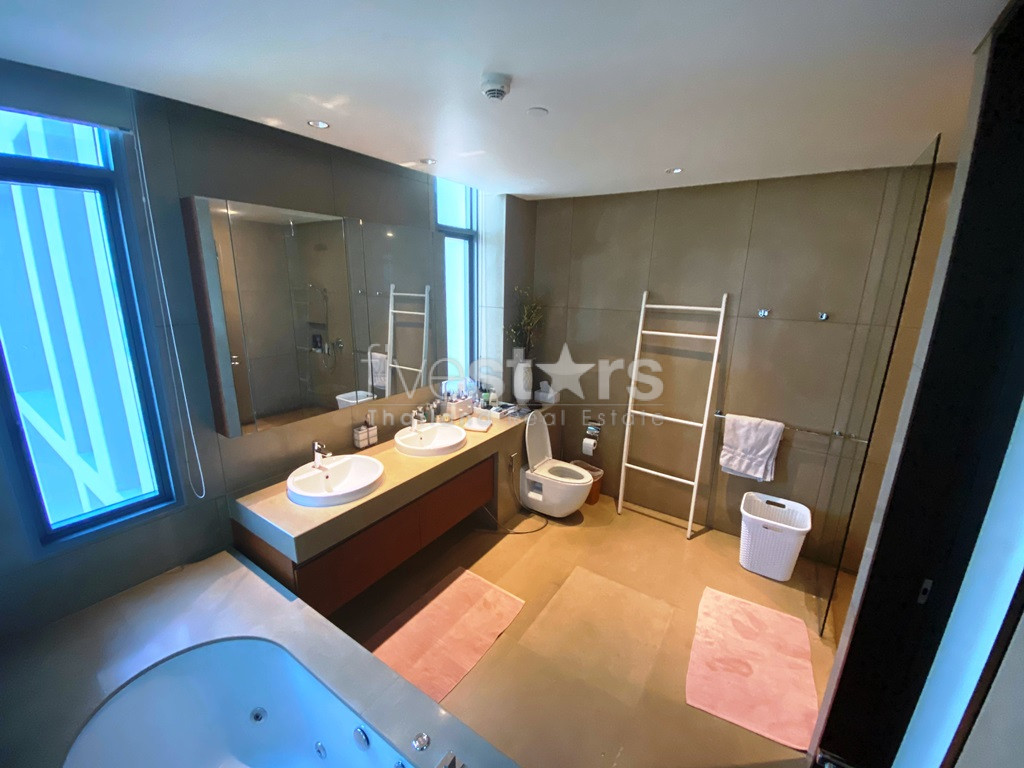 1 bedroom luxury condo for sale at Sukhothai Residences, photo 8