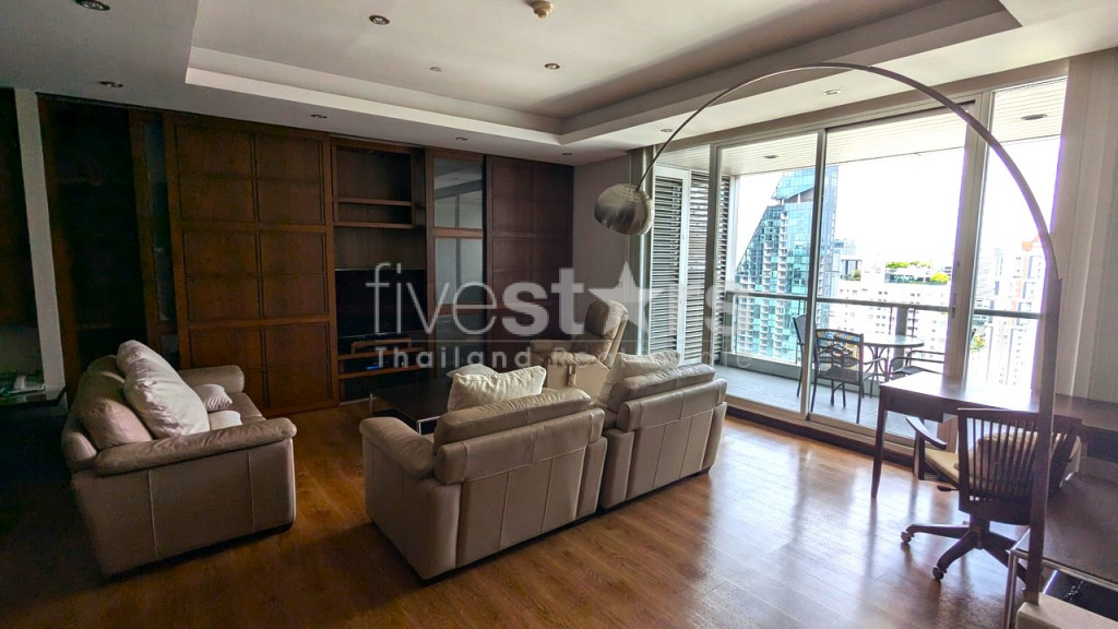 Appartement lumineux avec 3 chambres à Sathorn proche BTS Saint Louis, photo 4