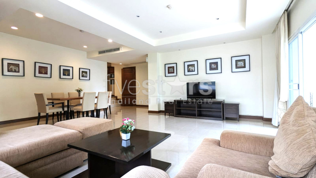 Appartement de 3 chambres à louer à Chong Nonsi