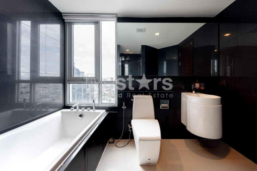3-Bedroom condo for Sale close to Saphan Taksin BTS, photo 16