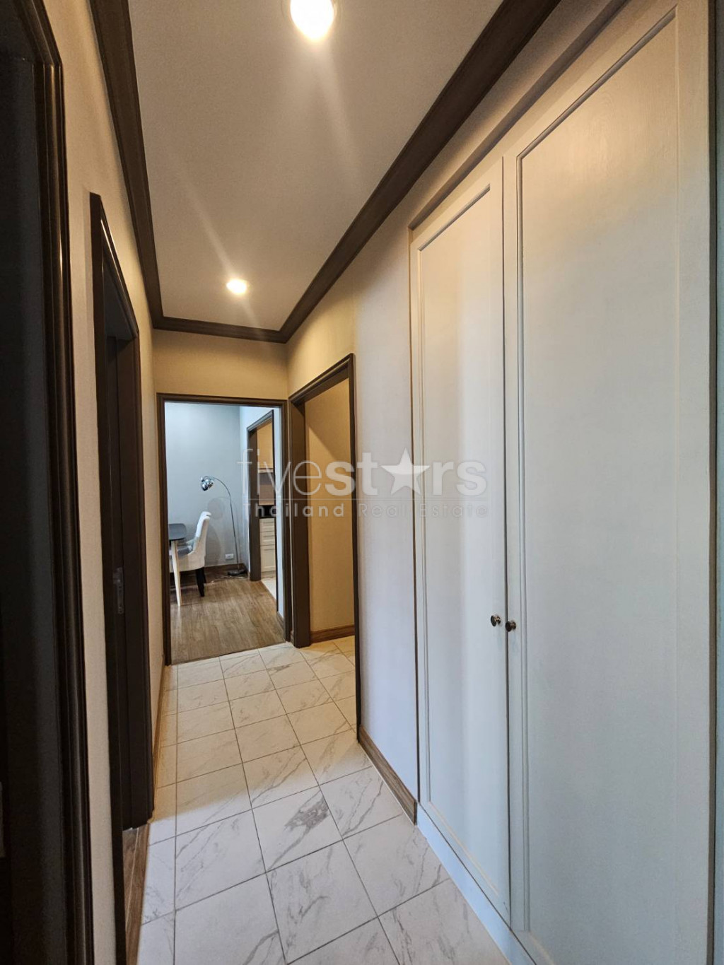 2 Bedrooms Condo for rent on Pathumwan, photo 6