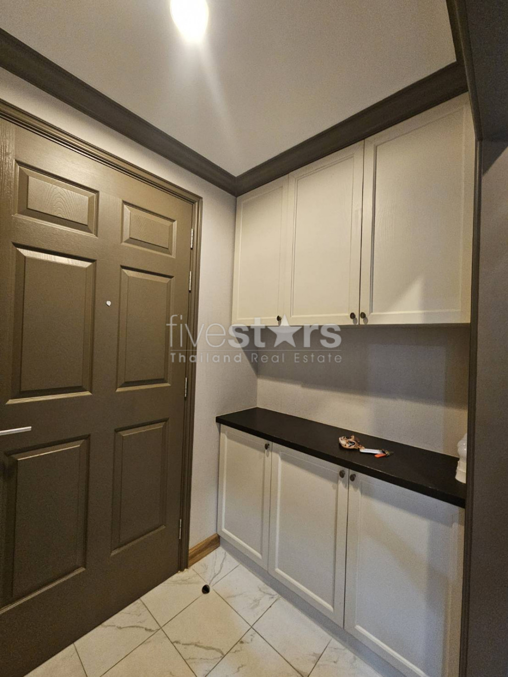 2 Bedrooms Condo for rent on Pathumwan, photo 13