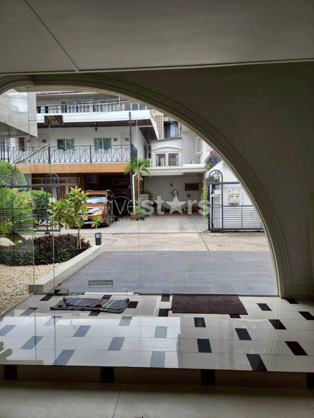 7-bedroom home office for rent close to National Stadium BTS Station, photo 2