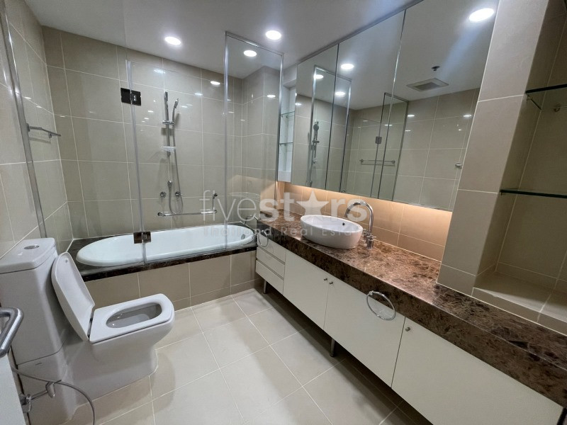 Condo spacieux de 2 chambres à louer à Sala Daeng, photo 11