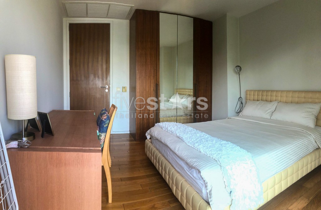 Spacieux condo de 2 chambres à louer à Sala Daeng, photo 7