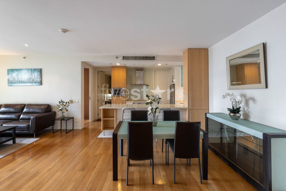 Grand 2 chambres à louer sur Sathorn, photo 3