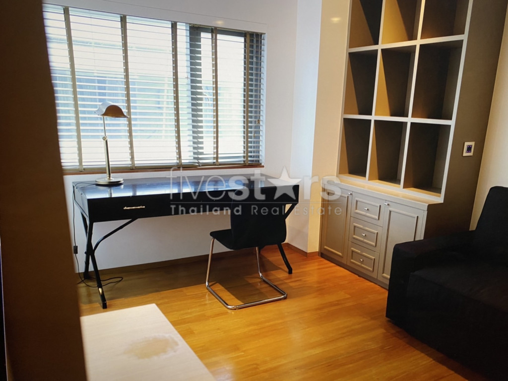 Condo 2 chambres à vendre sur Saladaeng - Silom, photo 4