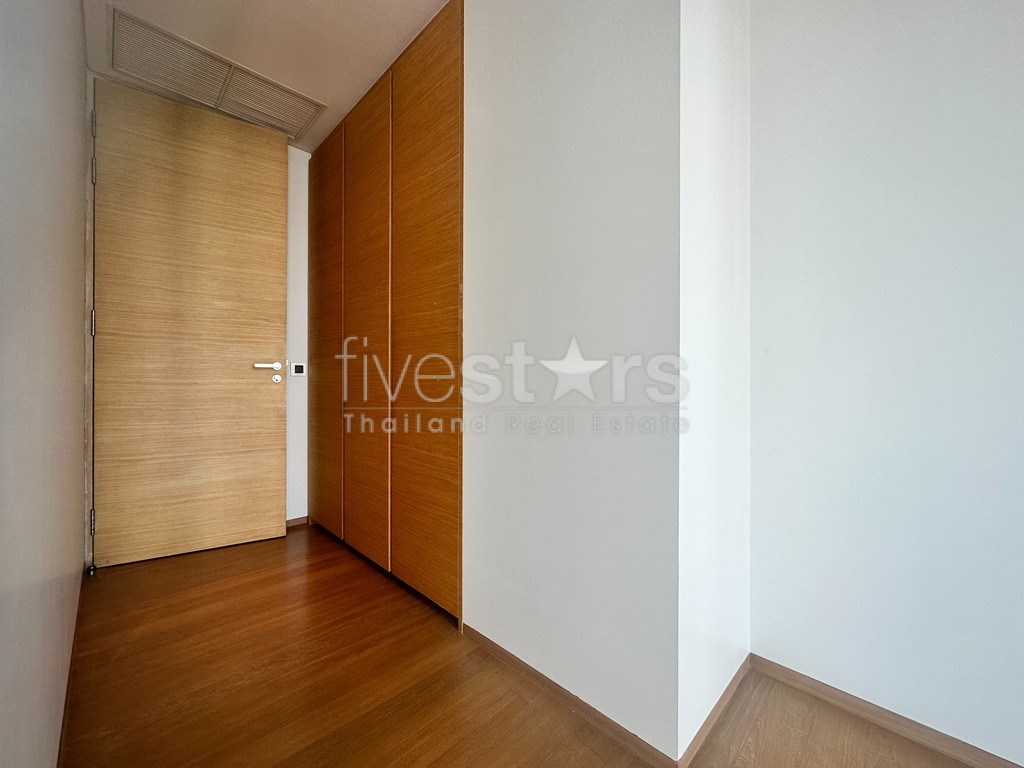 Condo unité de coin 2 chambres à louer sur Saladaeng – Silom, photo 14