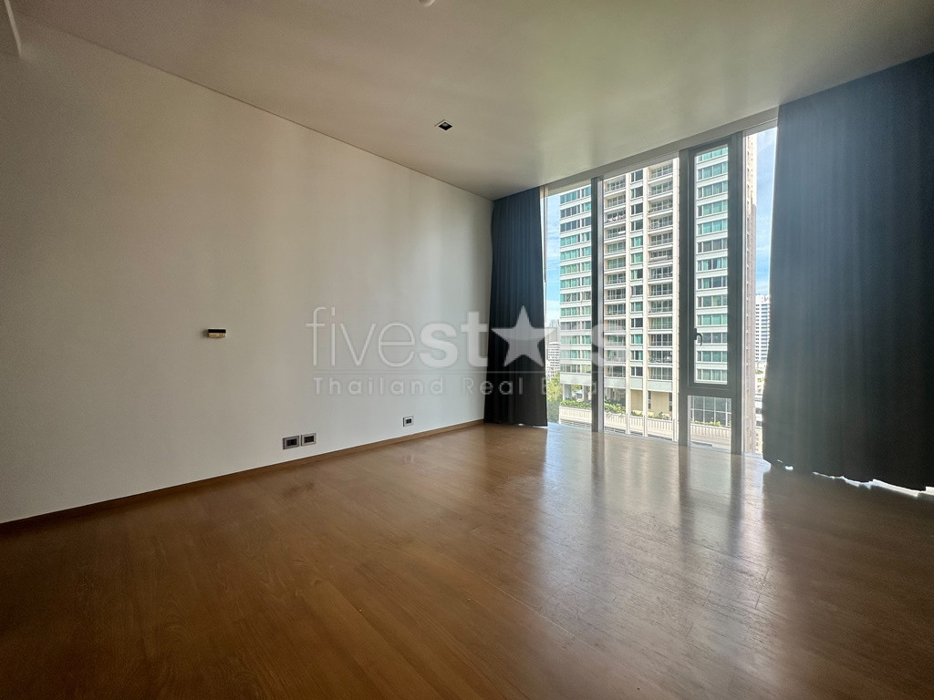 Condo unité de coin 2 chambres à louer sur Saladaeng – Silom, photo 16