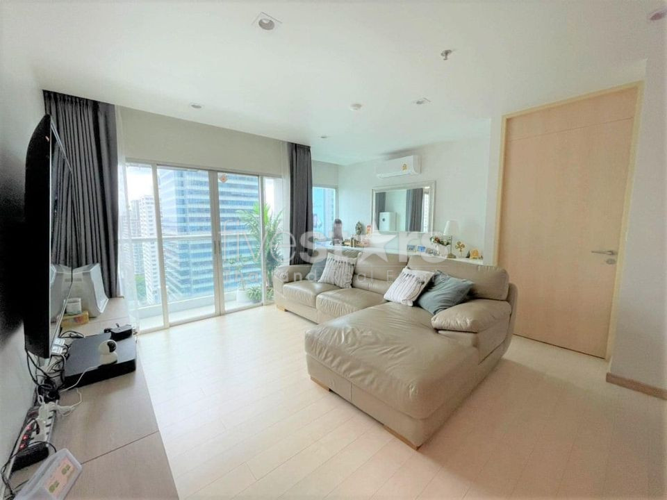 Spacious 3-Bedroom Condo for Rent in Silom