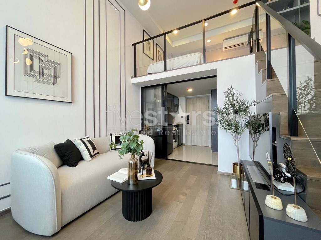 Condo duplex 1 chambre à louer sur Samyan à Hua Lamphong