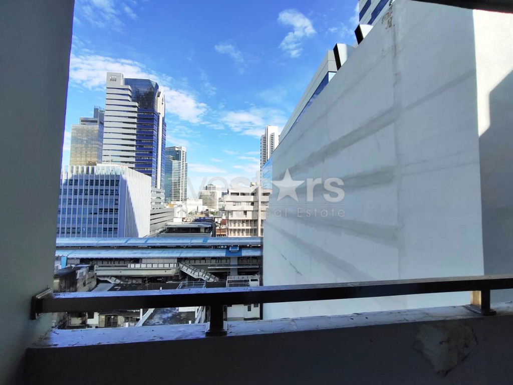 2-bedroom pet-friendly condo for rent in the heart of city on Silom road, photo 8
