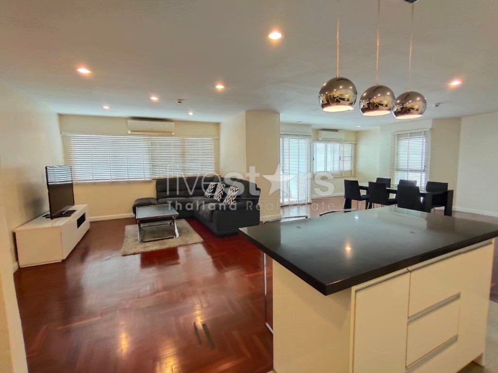 2-bedroom pet-friendly condo for rent in the heart of city on Silom road, photo 4