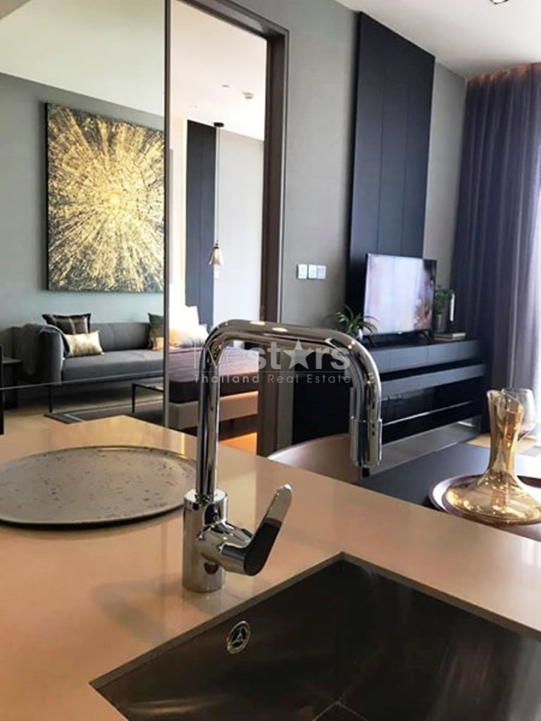 Condominium neuf d'une chambre à louer à Saladaeng, photo 2