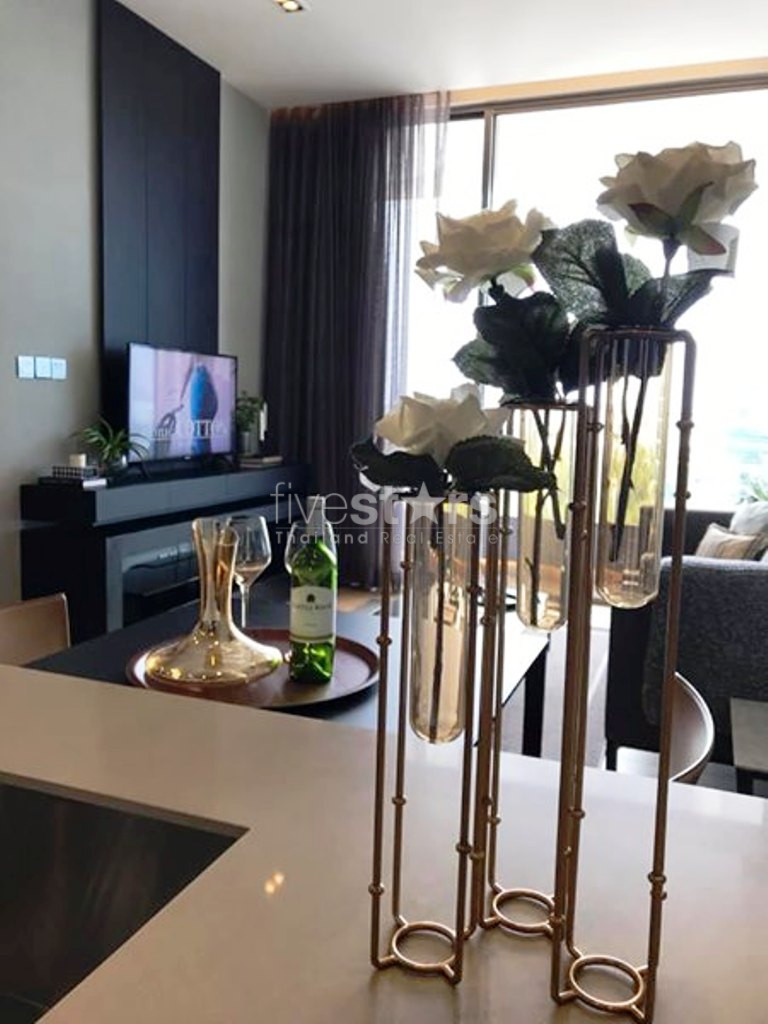 Condominium neuf d'une chambre à louer à Saladaeng, photo 5
