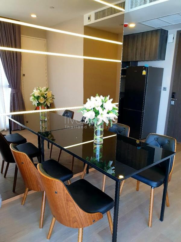 Modern 2 bedrooms condo for rent near MRT Silom, photo 4