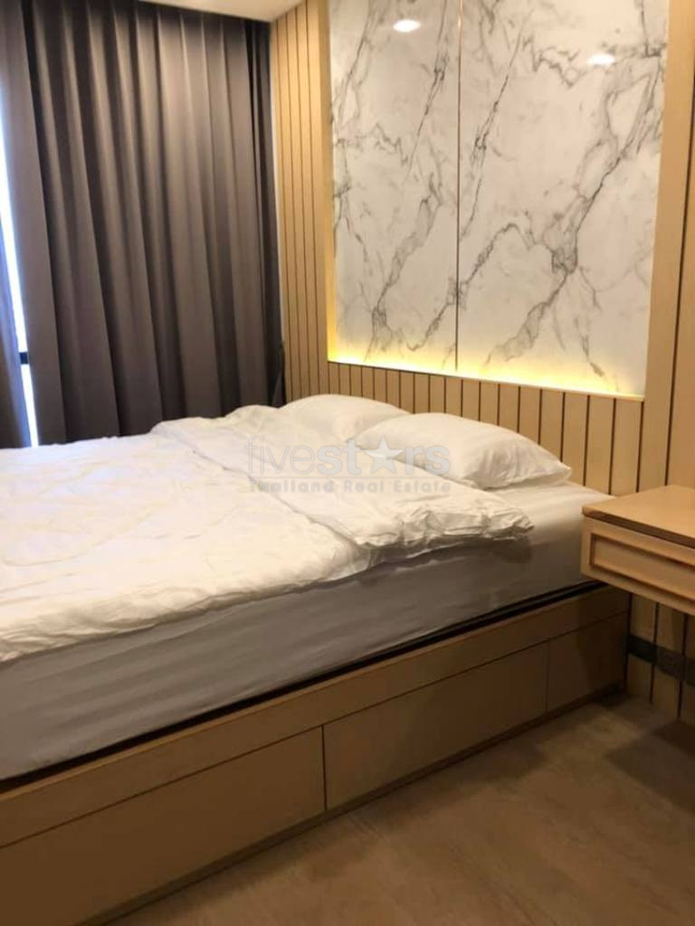 High floor unit 2 bedrooms condo for rent in Silom, photo 7