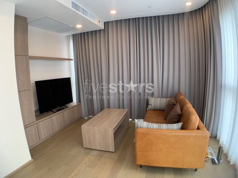 Appartement de 2 chambres à louer près de la station de MRT Samyan