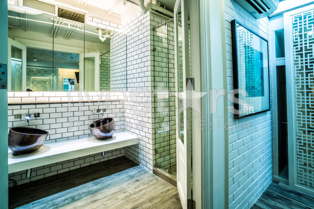 Stylish Luxury Loft Decoration 2 bedrooms in Silom for rent, photo 8