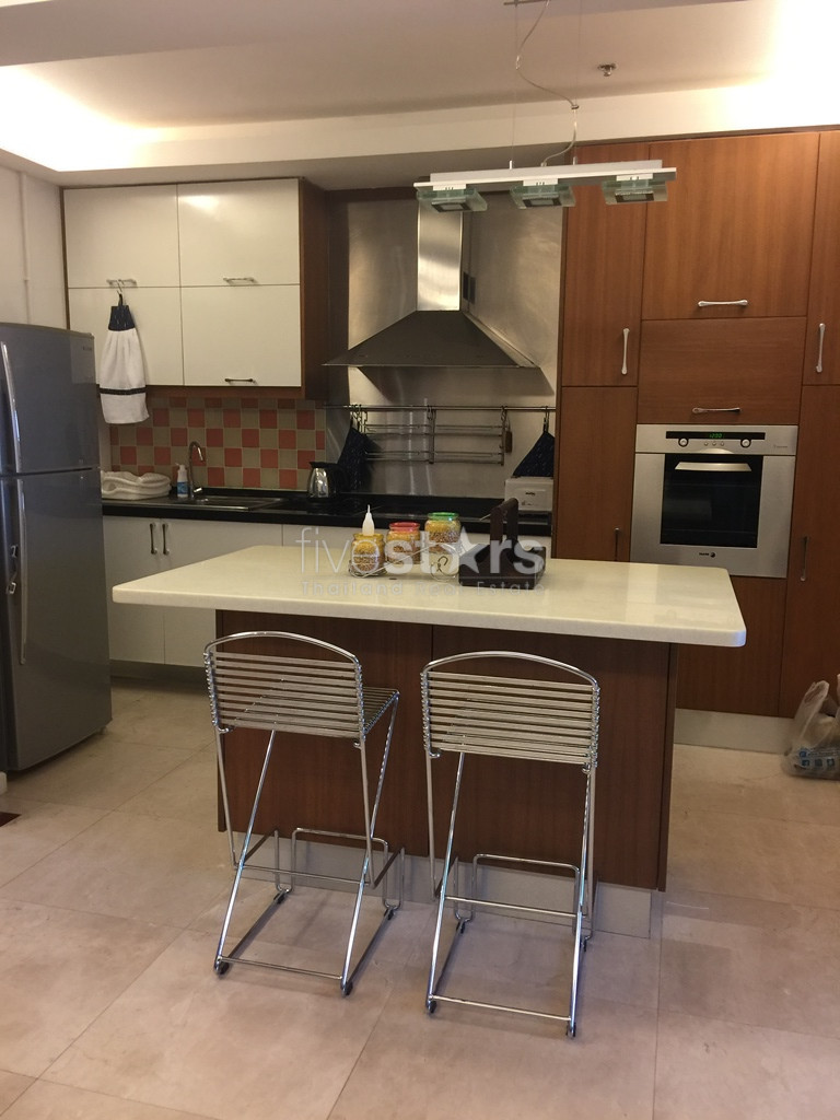Appartement 2 chambres avec grand balcon quartier Silom, photo 6