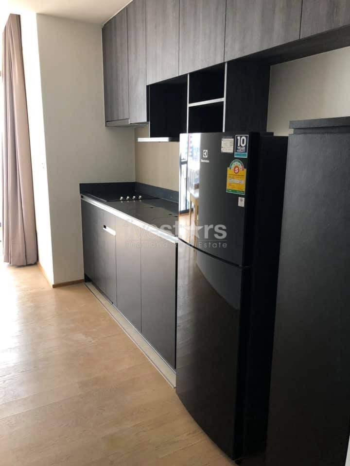 High floor unit 2 bedrooms condo for sale in Silom, photo 6