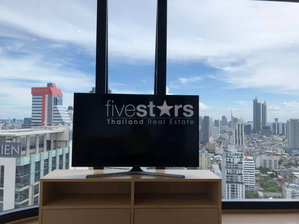 High floor unit 2 bedrooms condo for sale in Silom, photo 7