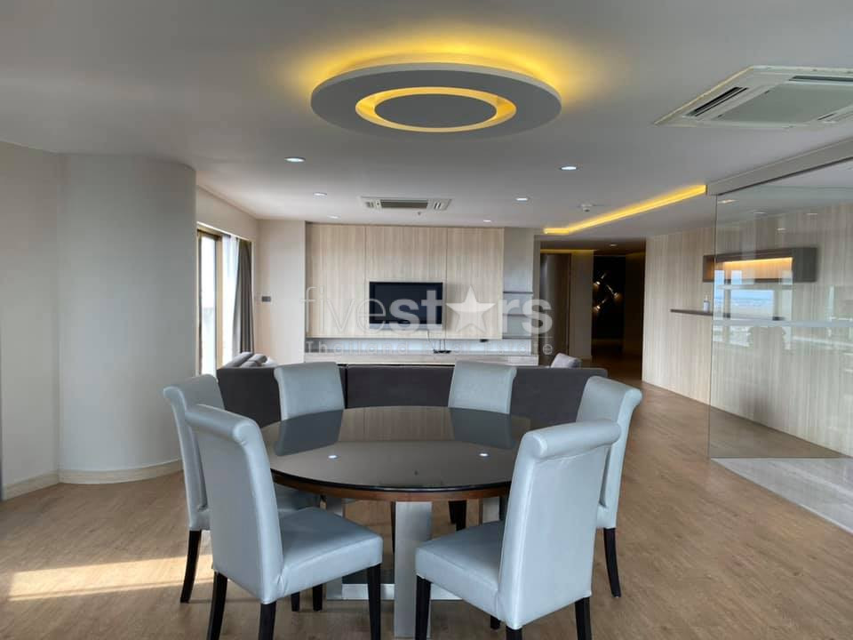 Condominium 2 bedrooms in Silom for rent, photo 4