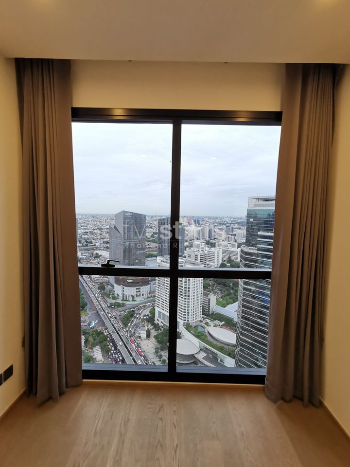 Modern 2 bedrooms condo for sale near MRT Silom, photo 6