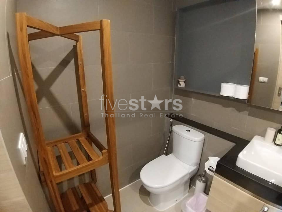 2-bedroom condominium in Silom area, photo 8