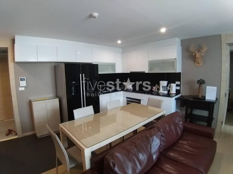 2-bedroom condominium in Silom area, photo 2