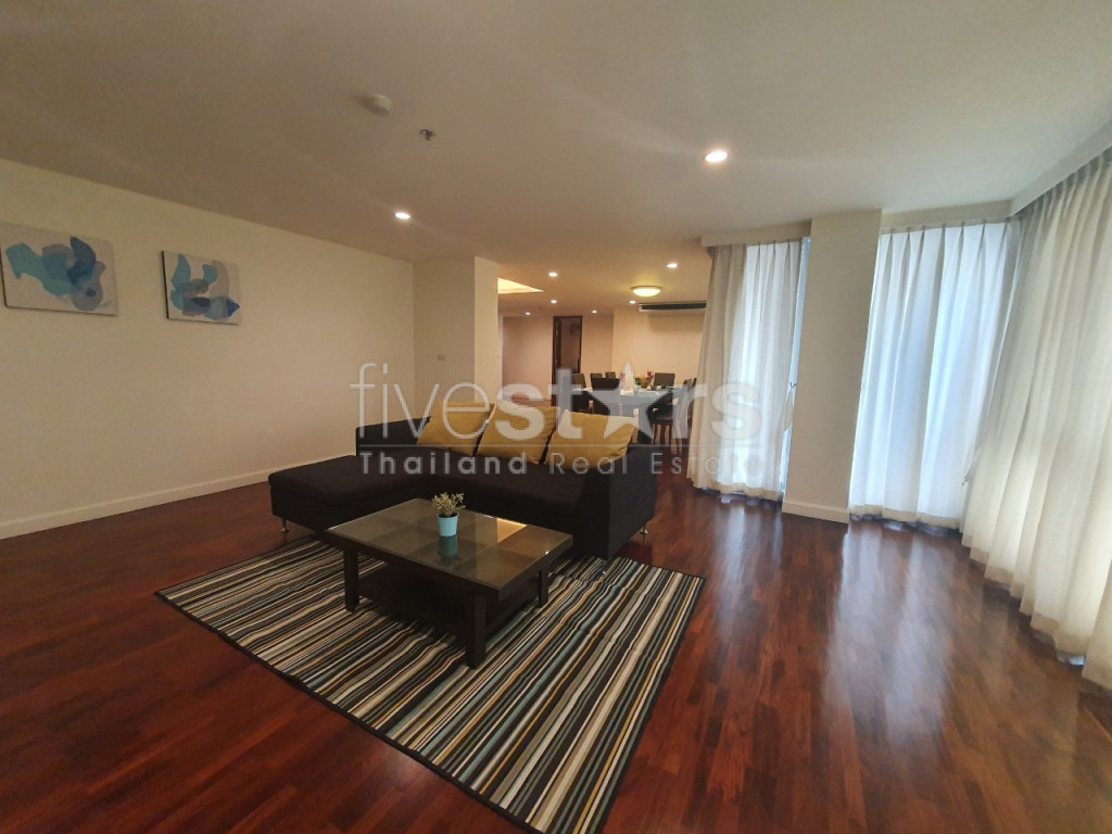 3 bedroom apartment for rent close Surasak BTS station, photo 2