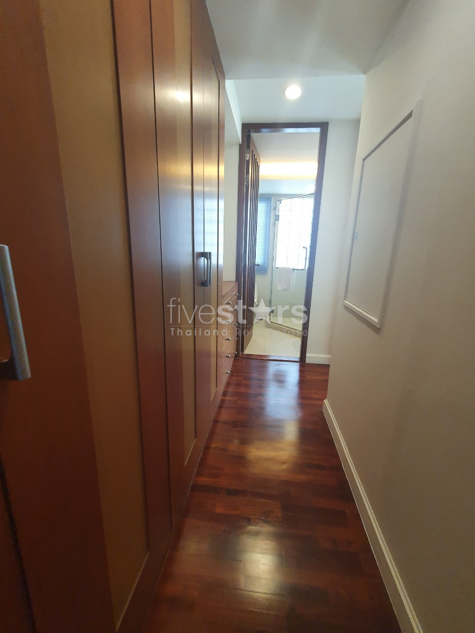 3 bedroom apartment for rent close Surasak BTS station, photo 6