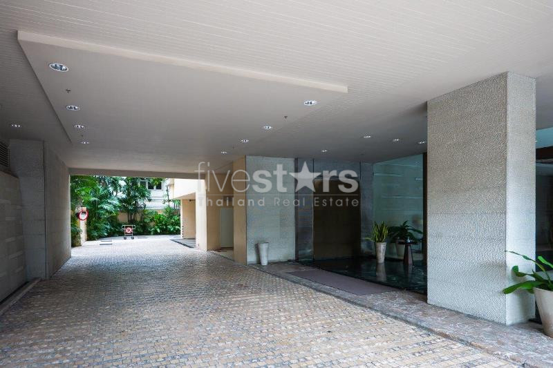 3-bedroom condo for rent close to Saladaeng BTS Station, photo 20