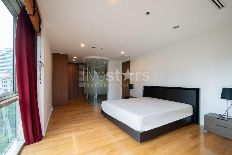 3-bedroom condo for rent close to Saladaeng BTS Station, photo 8