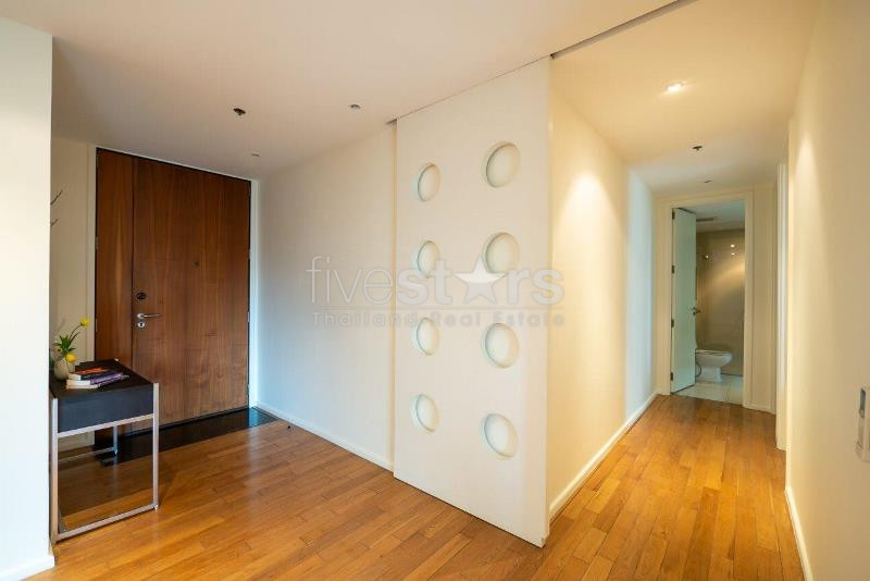 3-bedroom condo for rent close to Saladaeng BTS Station, photo 7
