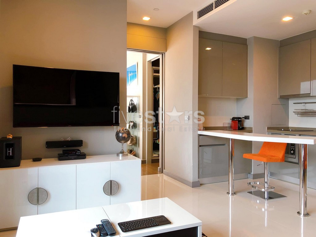 Appartement moderne 1 chambre à vendre proche BTS Chong Nonsi, photo 6