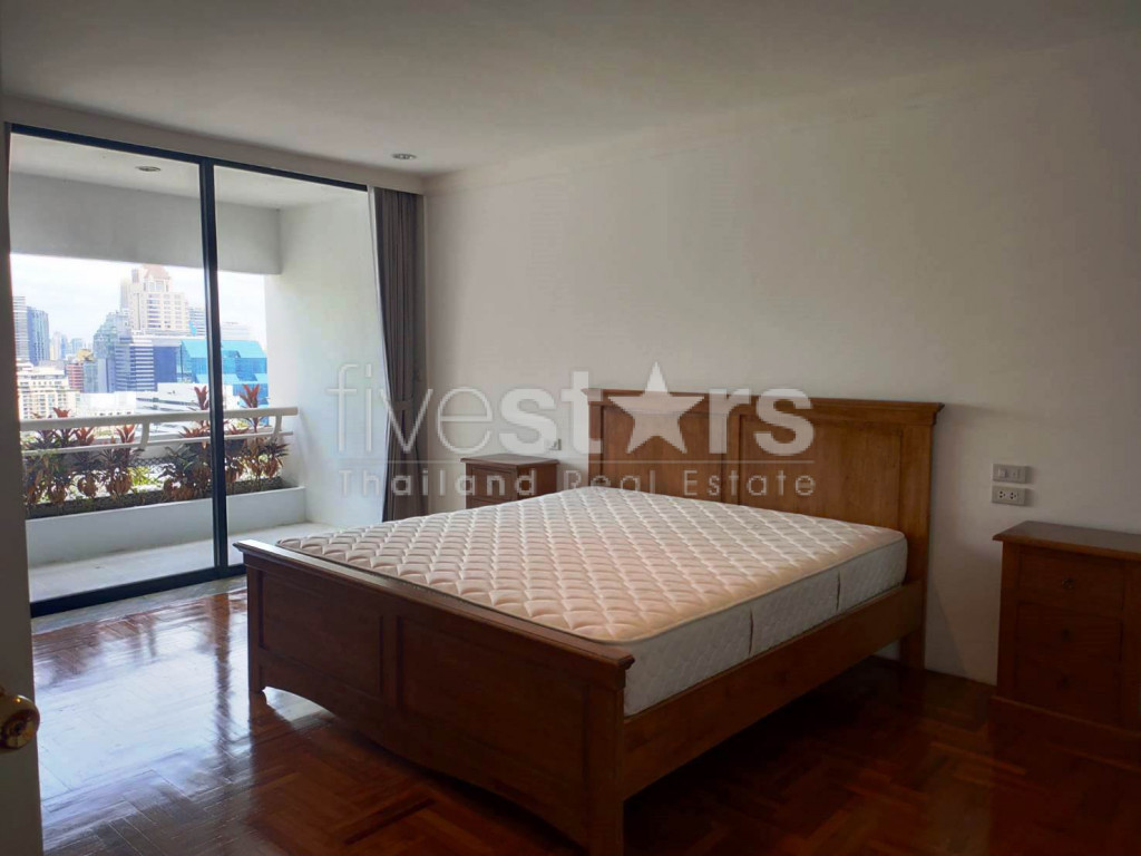 Condo de 3 chambres à louer près de la station BTS Chong Nonsi, photo 7