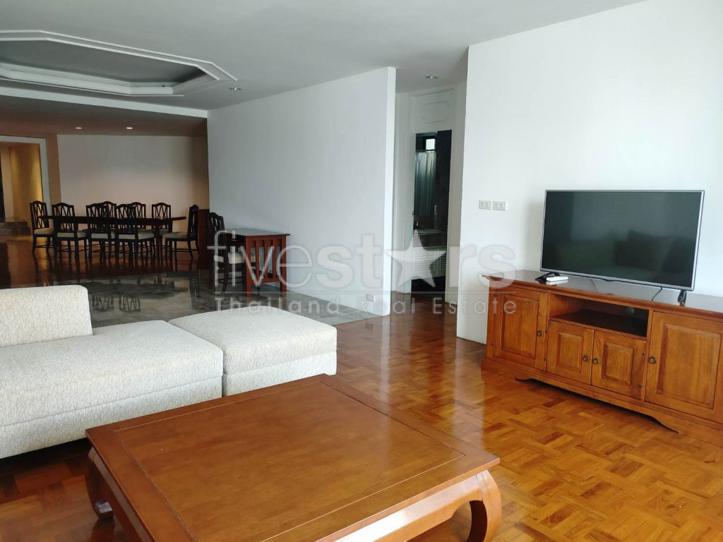 Condo de 3 chambres à louer près de la station BTS Chong Nonsi, photo 4