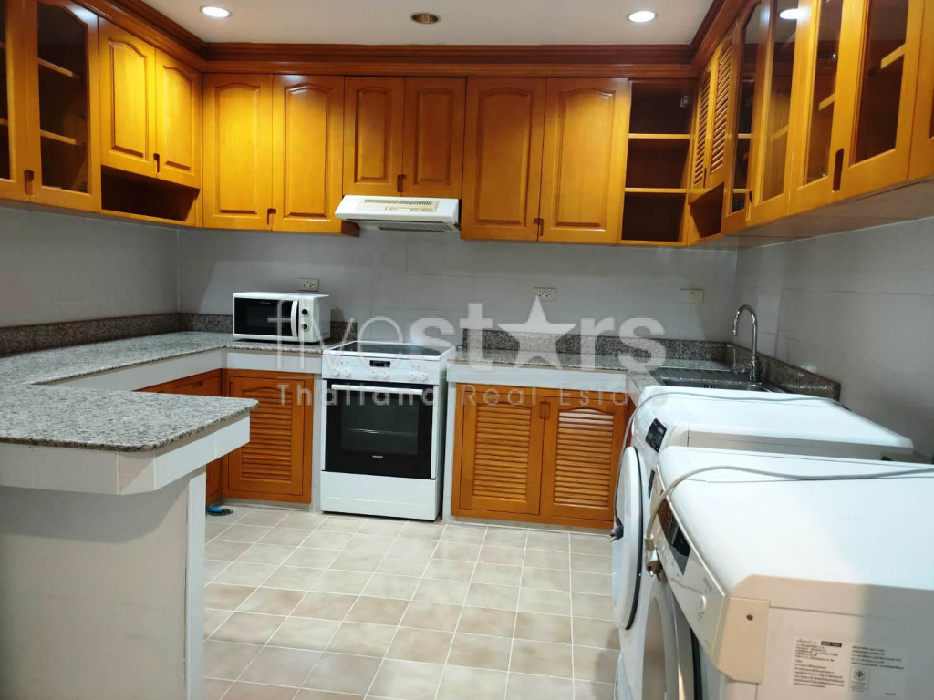 Condo de 3 chambres à louer près de la station BTS Chong Nonsi, photo 12
