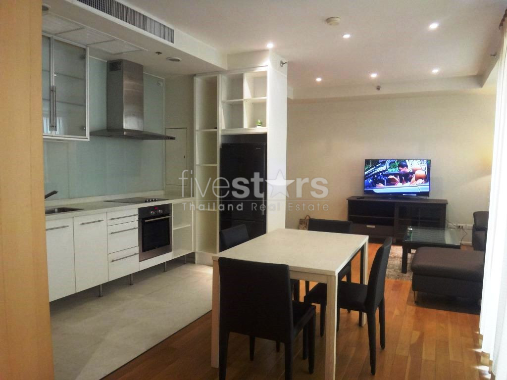 Spacieux condo 1 chambre à louer sur Sala Daeng – Silom